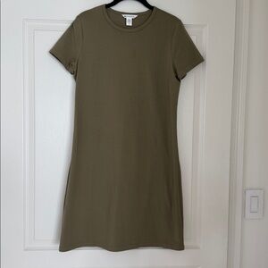 Universal Thread Olive Green T-Shirt Dress